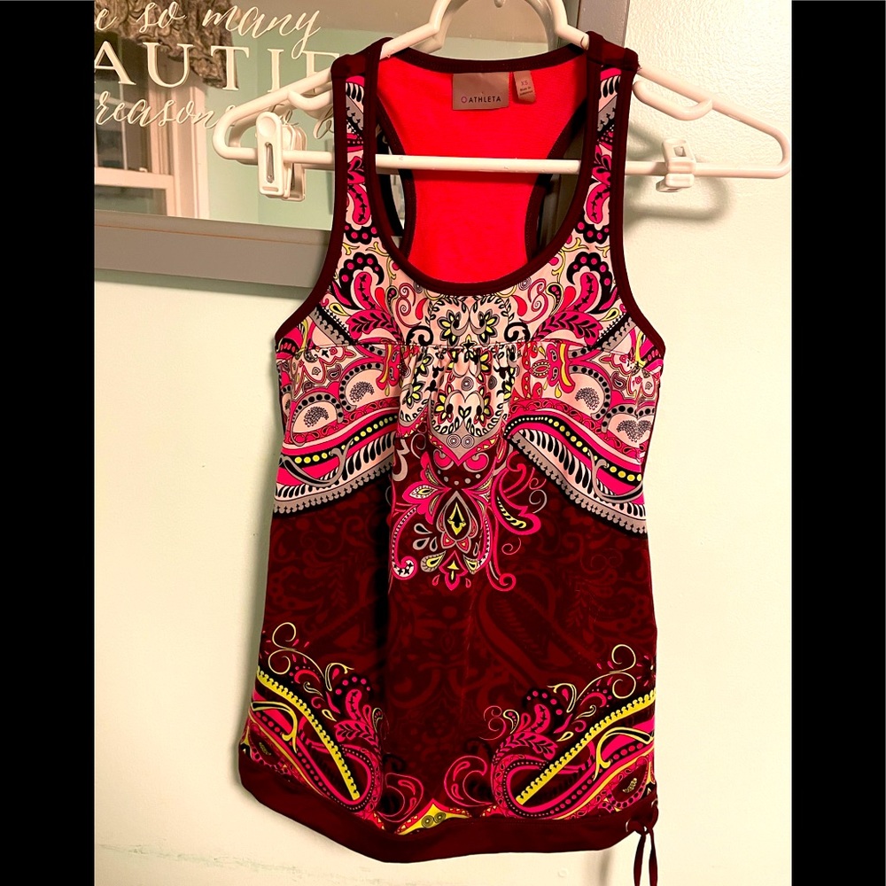 🌼 3/$18. Athleta active tank top size XS